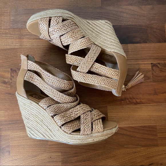 Dolce Vita wedges- perfect condition/like new - Picture 2 of 6